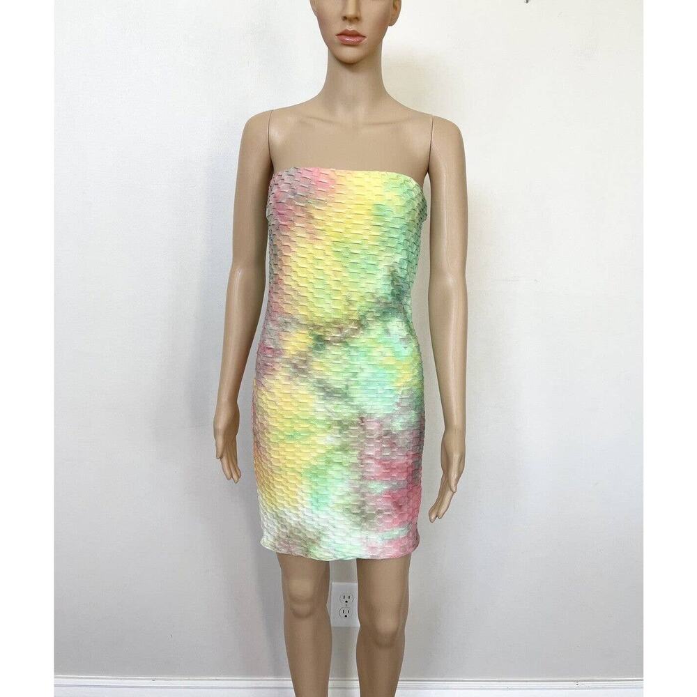 NEW NY Invasion Women’s Tie Dye Honeycomb Textured Bandeau Bodycon Dress